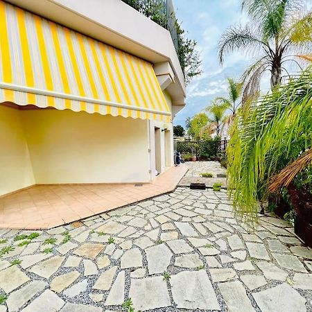 Suite Dei Fiori - Luxury Open Space サンレモ エクステリア 写真