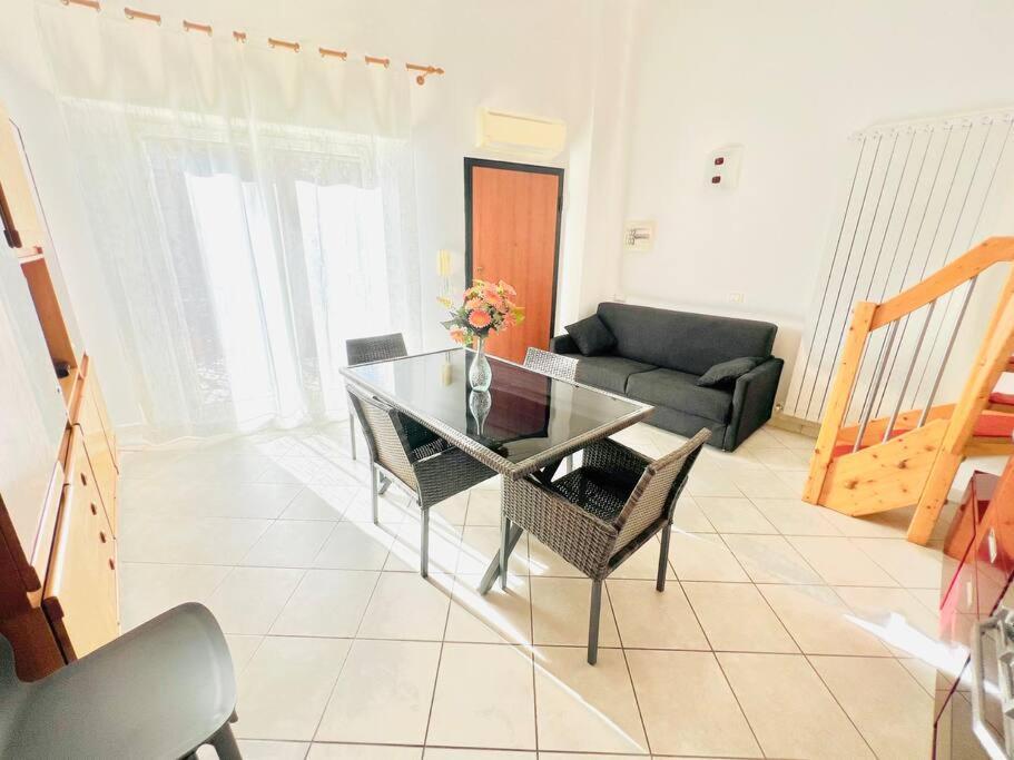 Suite Dei Fiori - Luxury Open Space サンレモ エクステリア 写真